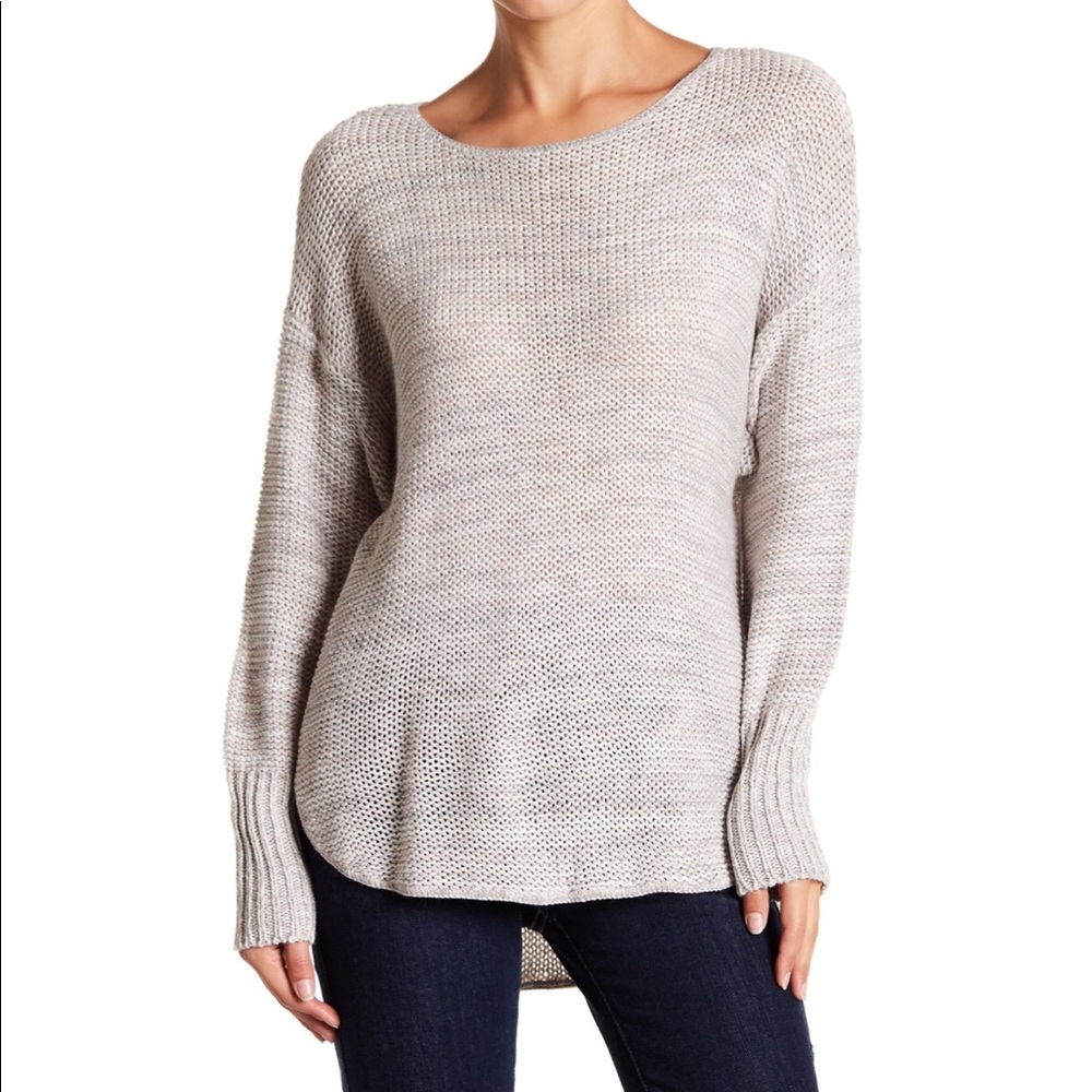Susina- hi-low Hem sweater. Pink/Blush knit. NWT.